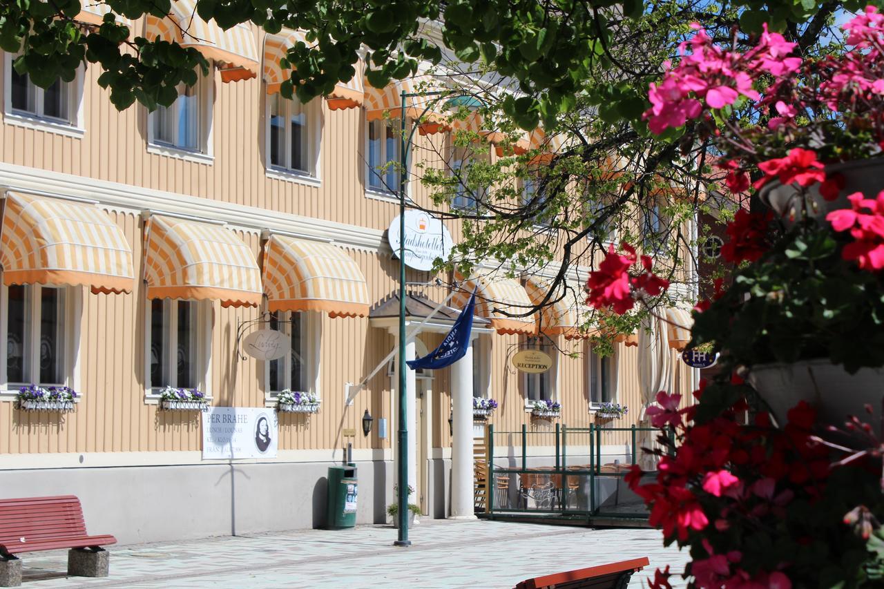 Pietarsaaren Kaupunginhotelli Пиетарсаари Экстерьер фото